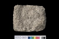 藏品(角閃安山岩)的圖片